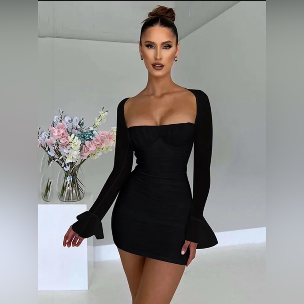 Black Backless Mesh Sleeve Mini Bodycon Dress - size M / US 6